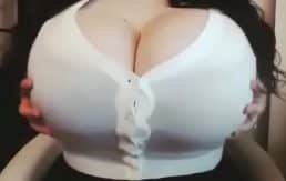 Peituda big boobs