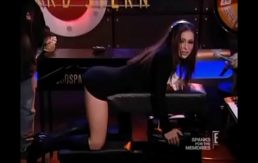 The Howard Stern Show – Jessica Jaymes In The Robospanker